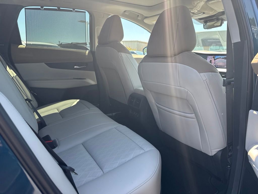 New 2026 Nissan Murano Platinum w/ Cargo Package AWD/4WD image 21
