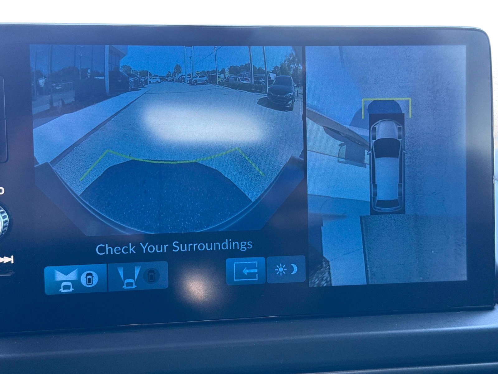 Used 2023 Honda Pilot TrailSport image 25