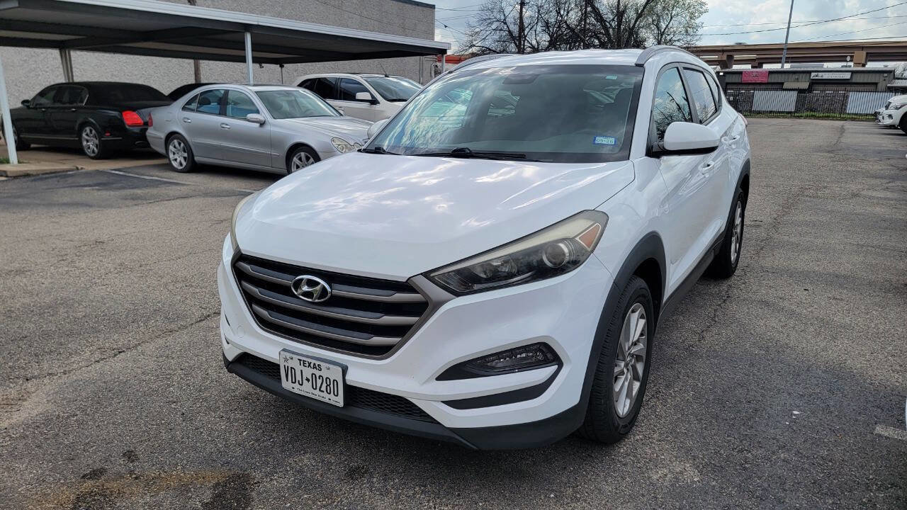 Used 2016 Hyundai Tucson SE w/ Option Group 02 image 1