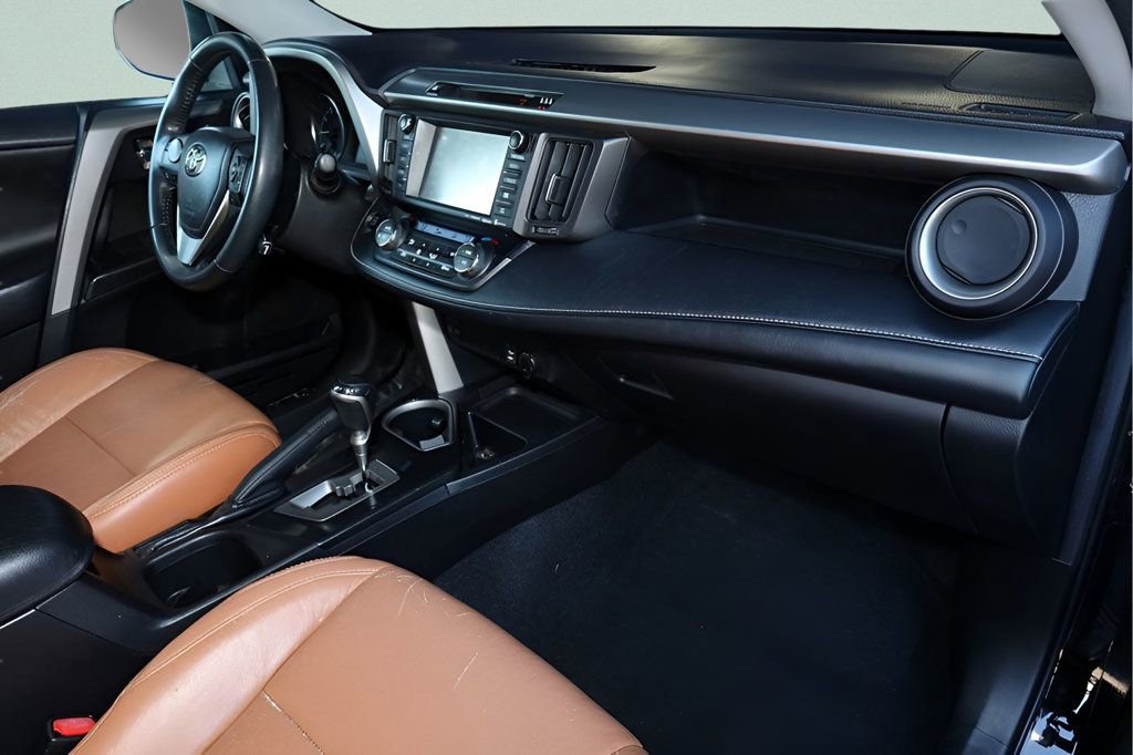 Used 2018 Toyota RAV4 Adventure image 22