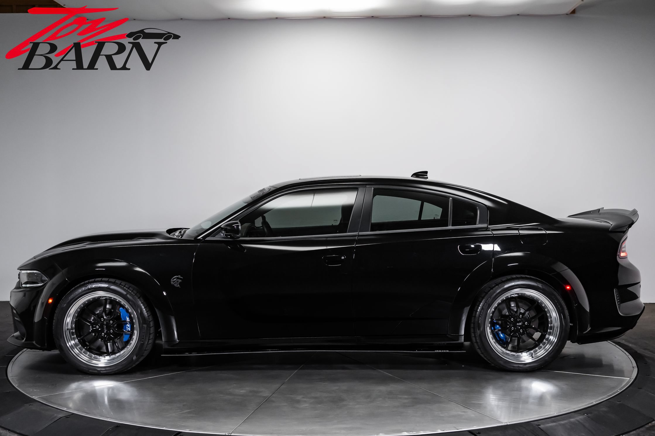Used 2022 Dodge Charger SRT Hellcat RWD image 2