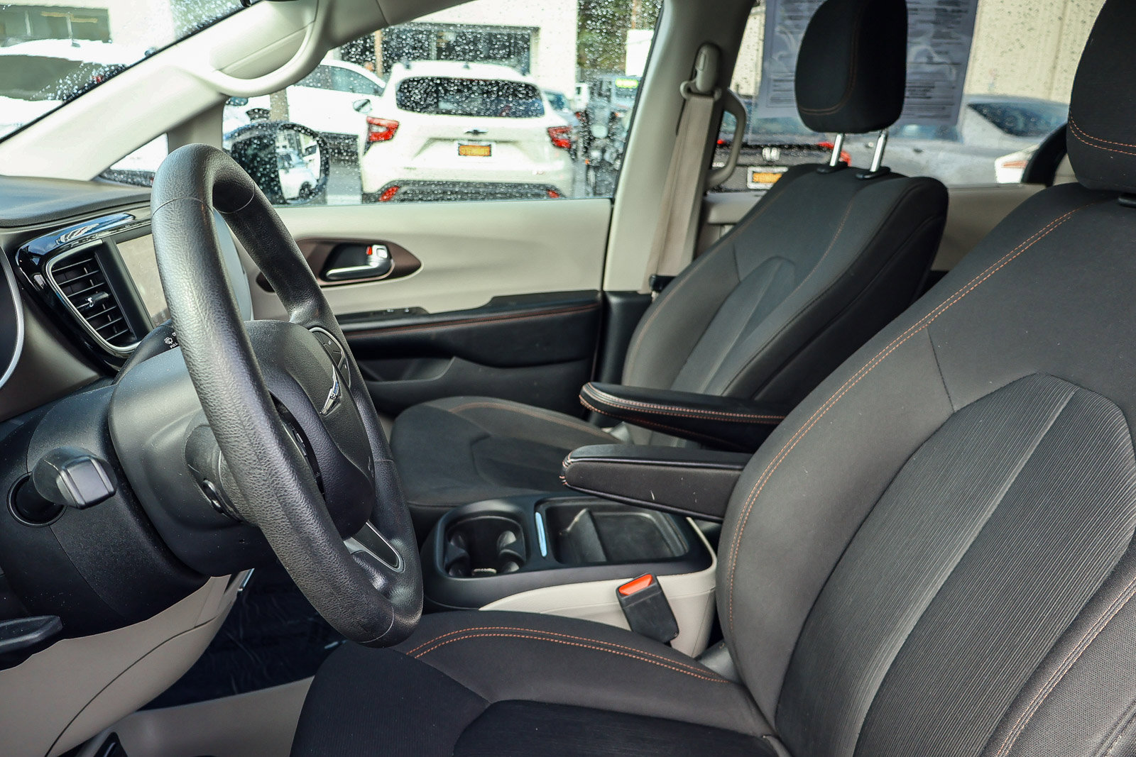 Used 2018 Chrysler Pacifica Touring Plus image 12