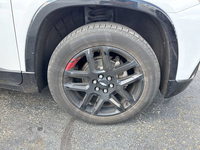 Used 2020 Chevrolet Traverse Premier w/ Redline Edition FWD image 6