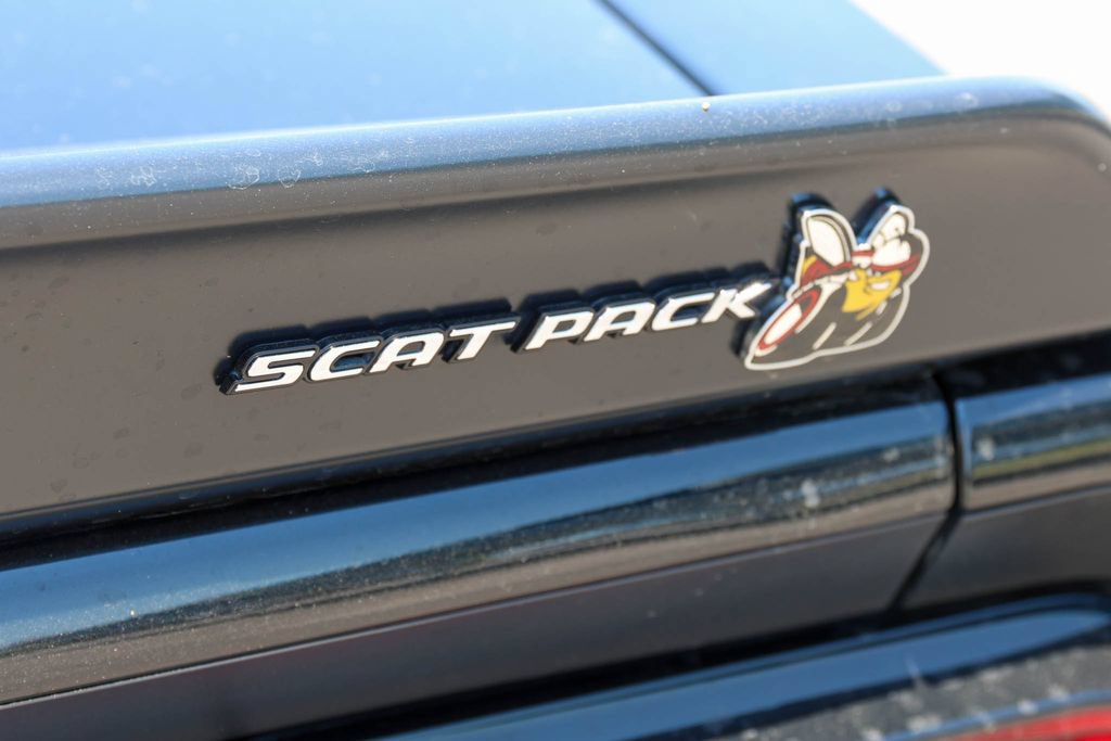 Used 2022 Dodge Challenger R/T Scat Pack RWD image 4
