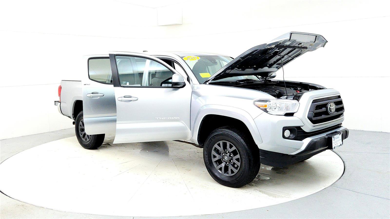 Certified 2023 Toyota Tacoma SR5 image 12