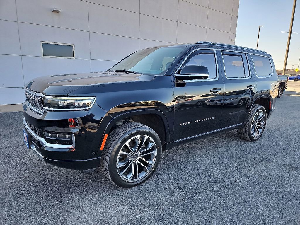 Used 2022 Jeep Grand Wagoneer Series III w/ Rear Seat Video Group 1 image 2