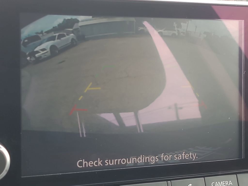 Used 2025 Nissan Altima 2.5 SV FWD image 15