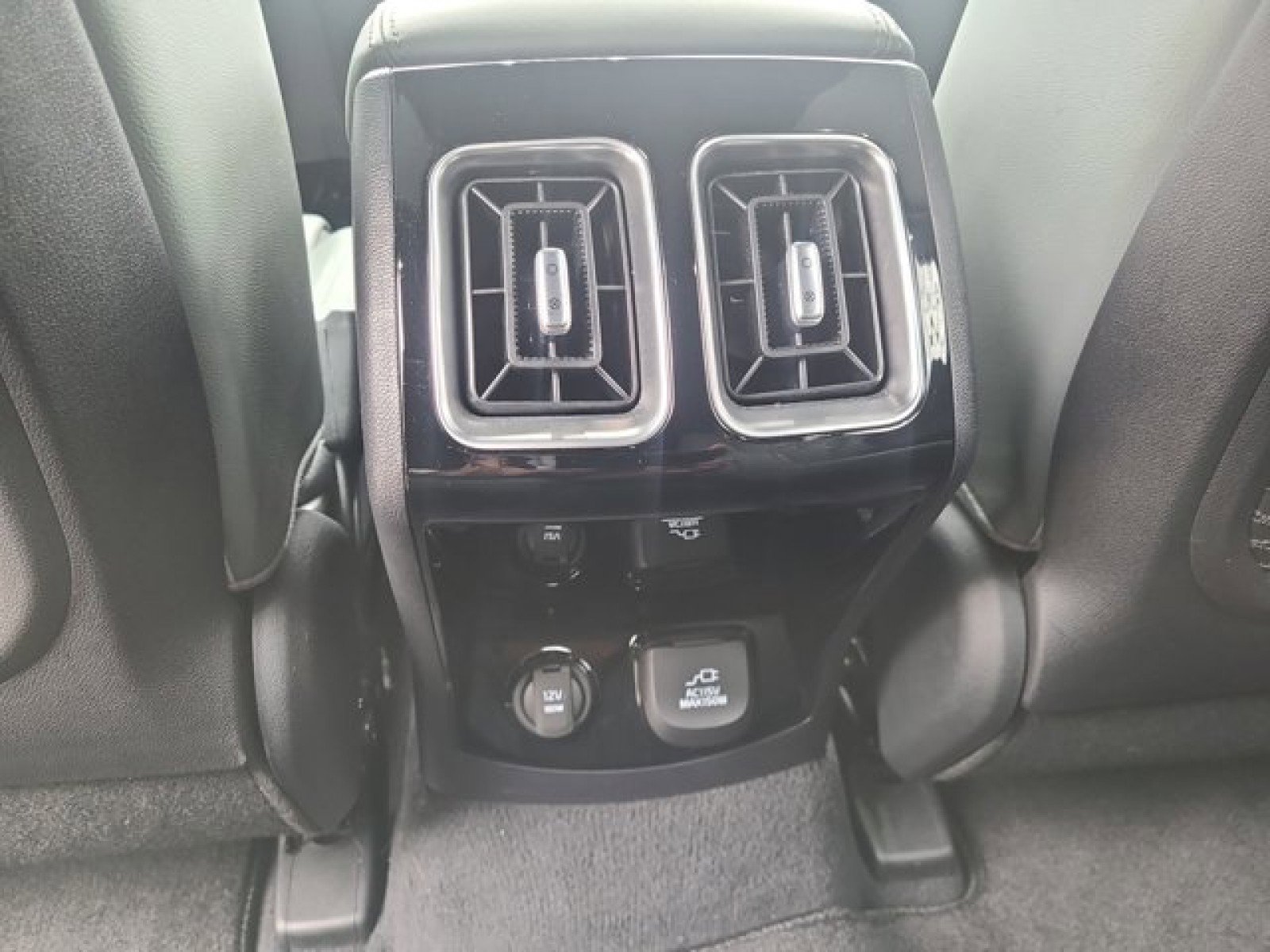 Used 2024 Kia Sorento SX Prestige w/ Sage Leather Package image 40