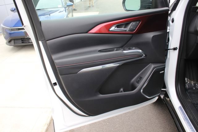 Used 2025 Chevrolet Traverse RS AWD/4WD image 20