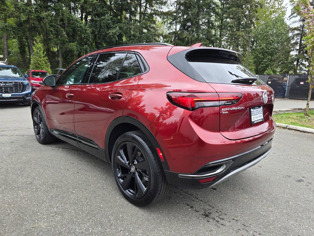 Used 2023 Buick Envision Essence w/ Sport Touring Package AWD/4WD image 3