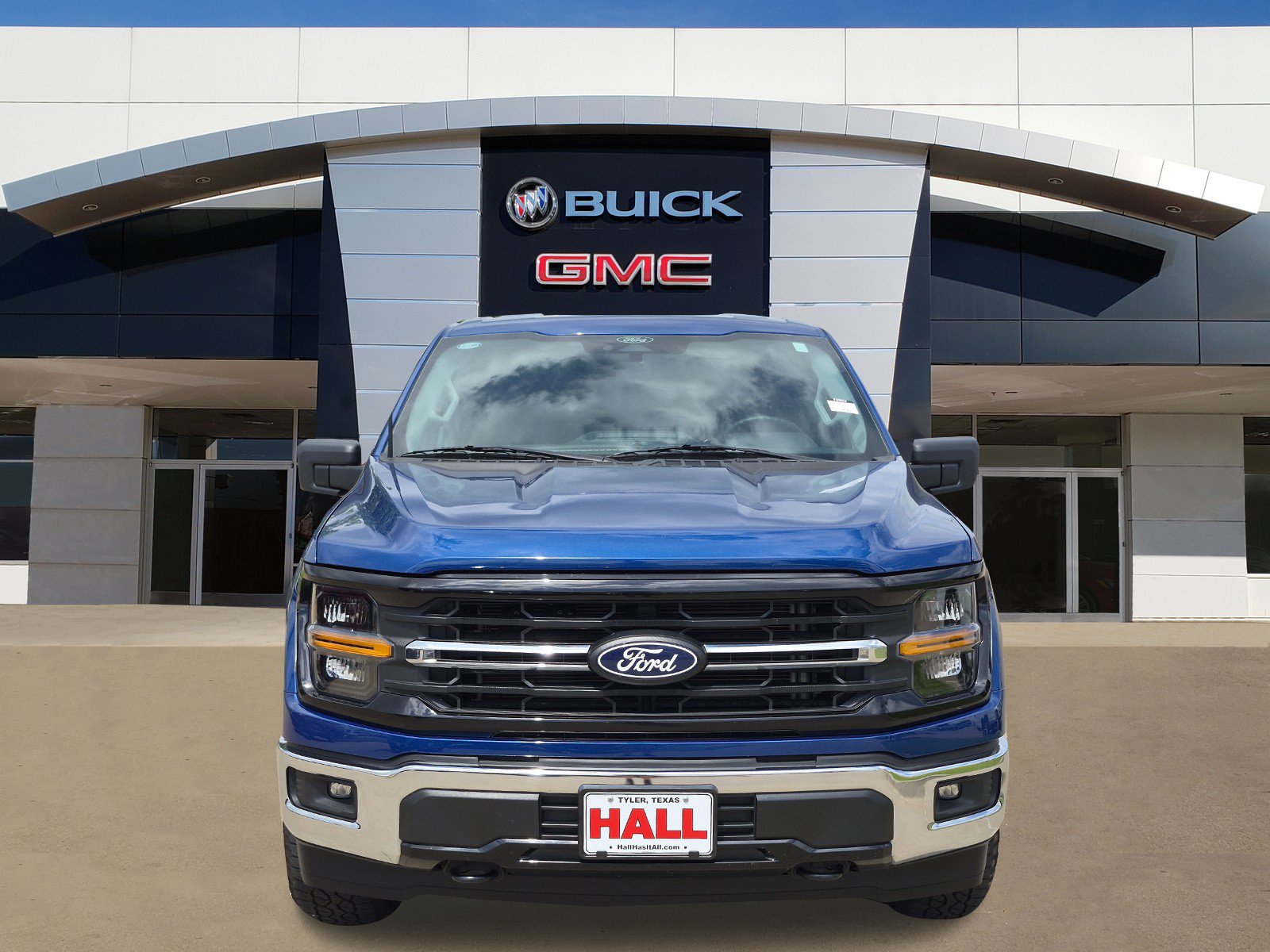 Used 2025 Ford F150 XLT w/ Equipment Group 301A Standard AWD/4WD image 2