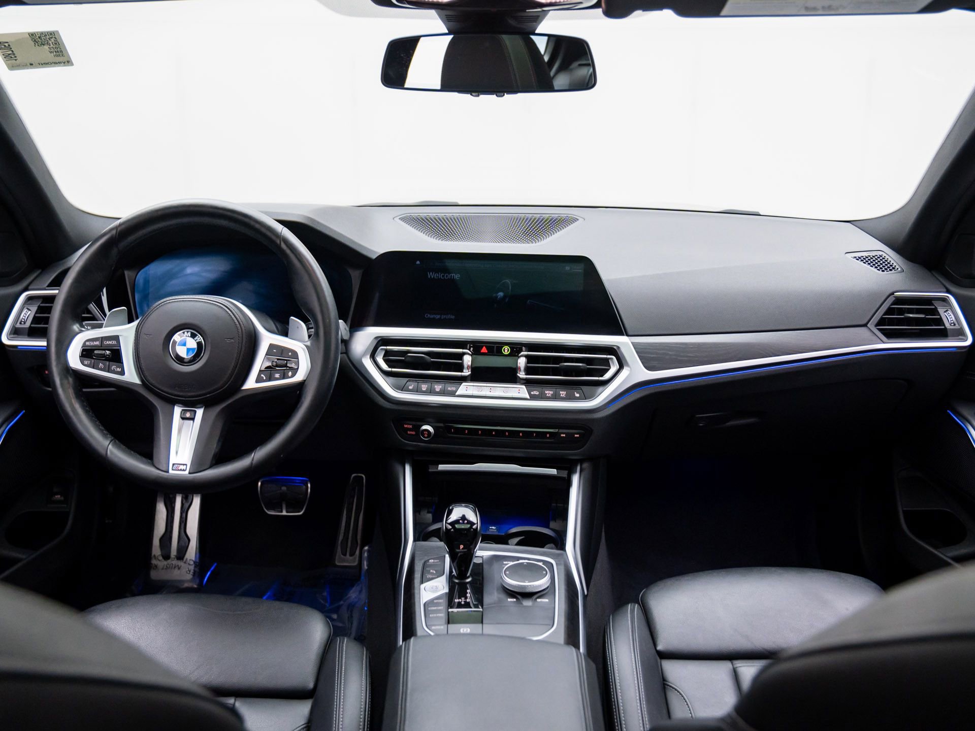 Certified 2022 BMW 330i xDrive Sedan w/ M Sport Package image 9