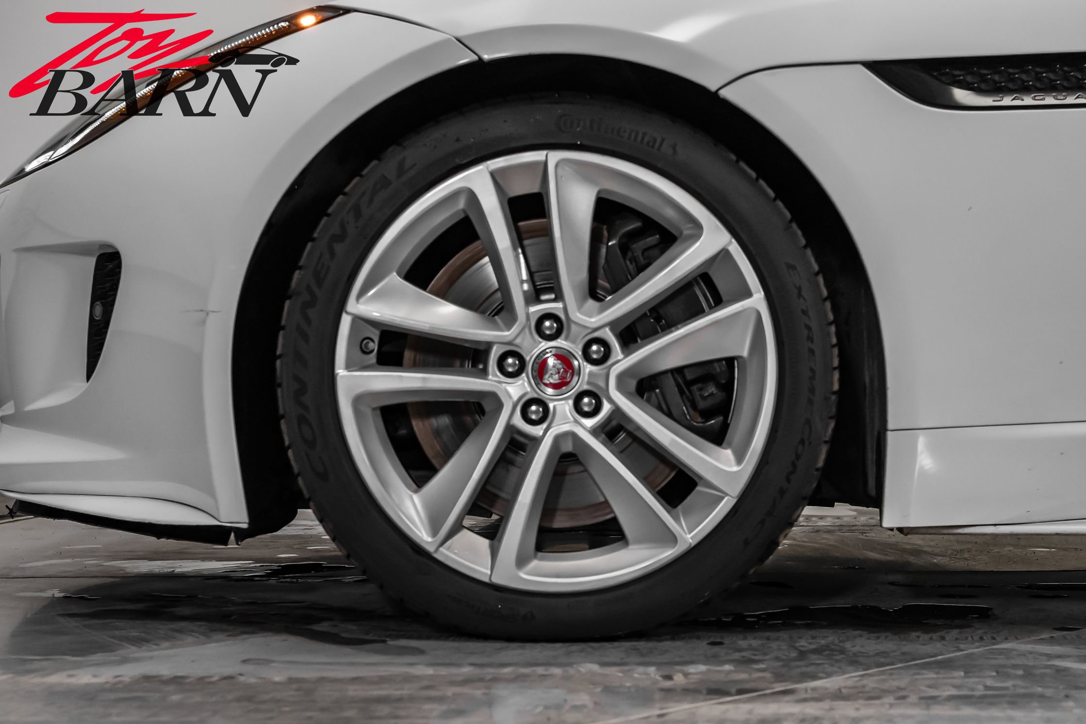 Used 2016 Jaguar F-TYPE S image 29