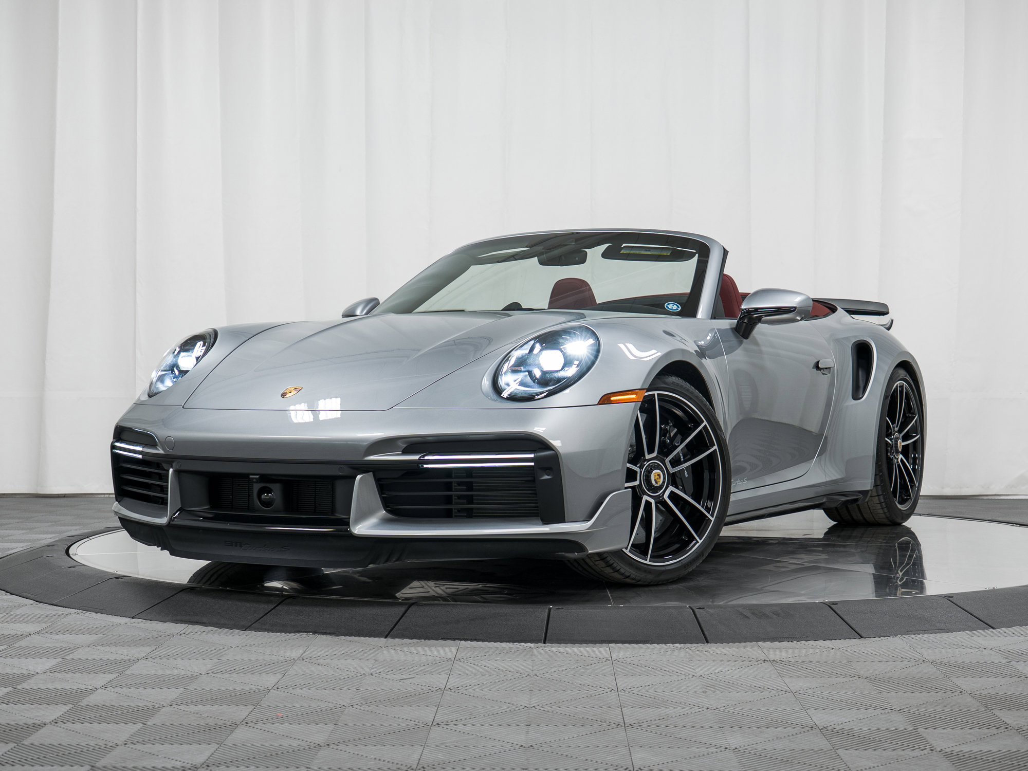 Certified 2024 Porsche 911 Turbo S image 37