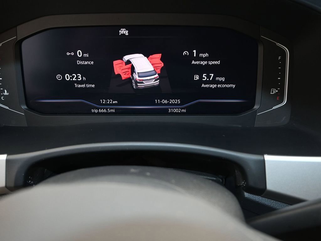 Used 2023 Volkswagen Atlas Cross Sport SE image 14