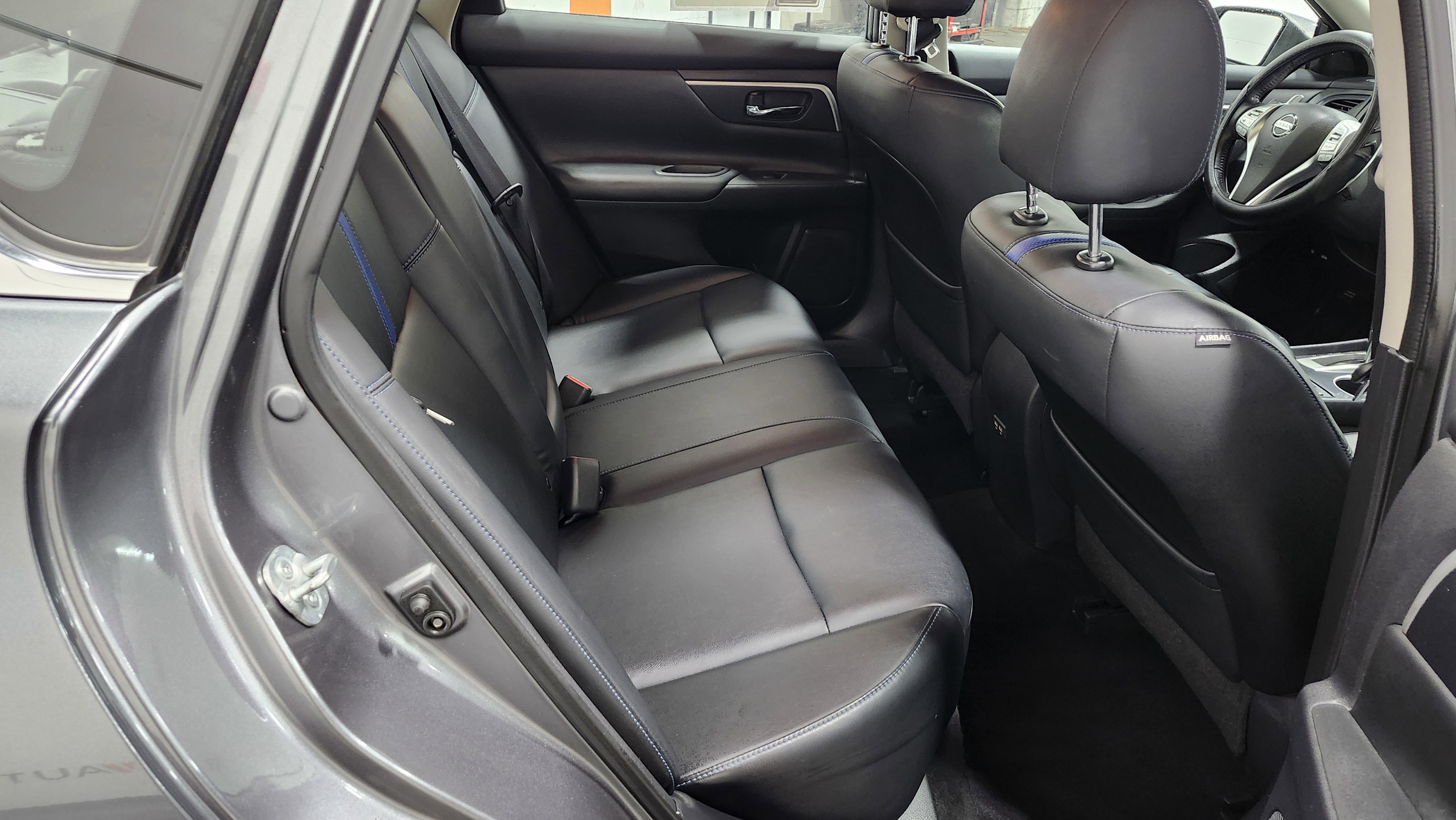 Used 2018 Nissan Altima 2.5 SR w/ SR Special Edition image 19