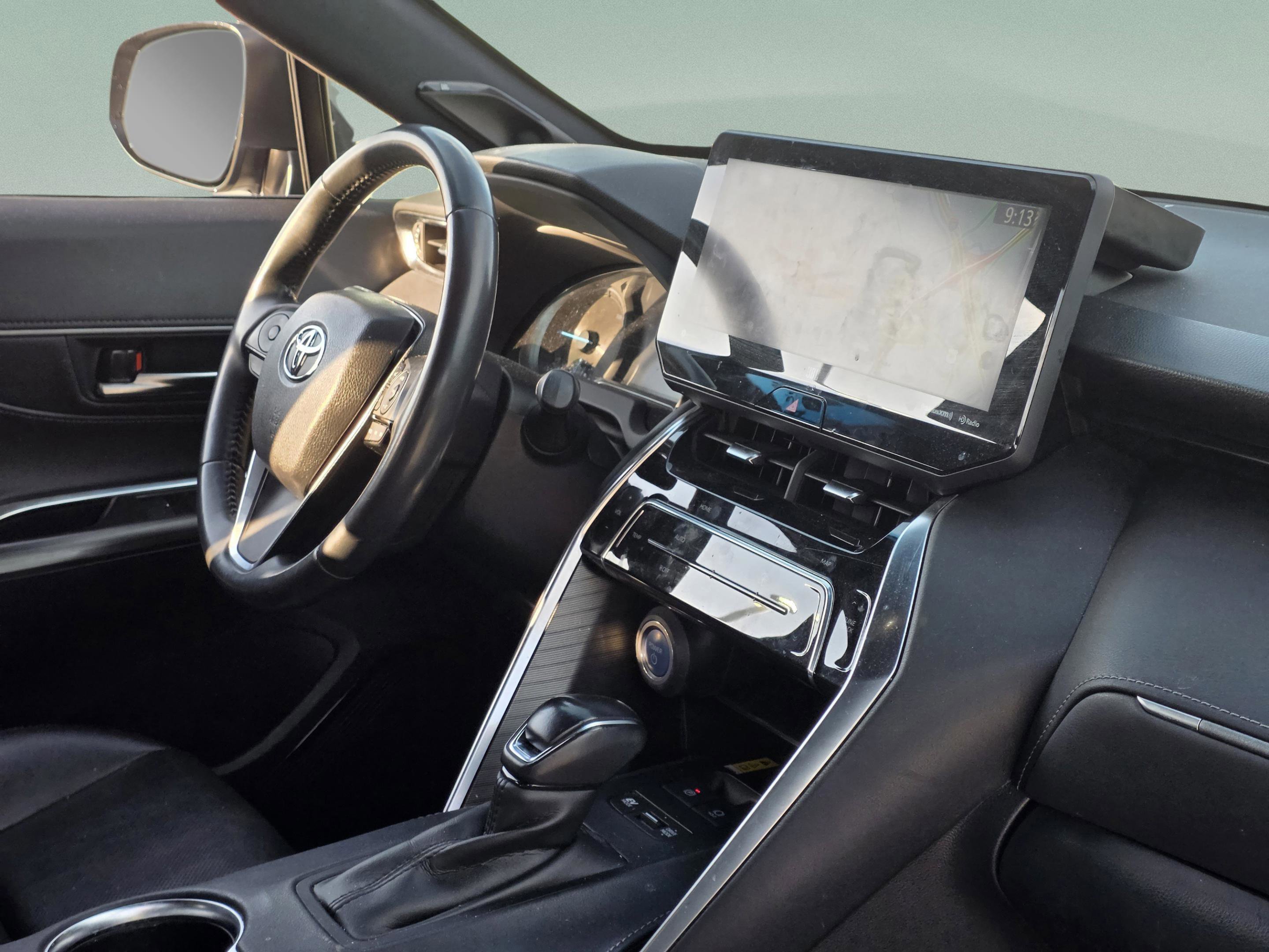 Used 2021 Toyota Venza XLE w/ Softex Package image 29