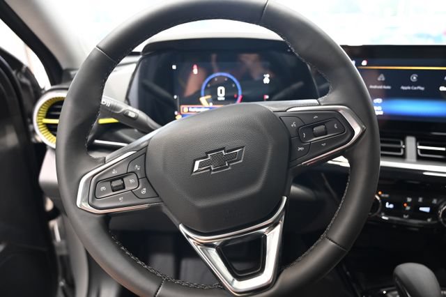 New 2026 Chevrolet Trax ACTIV w/ Sunroof Package FWD image 22