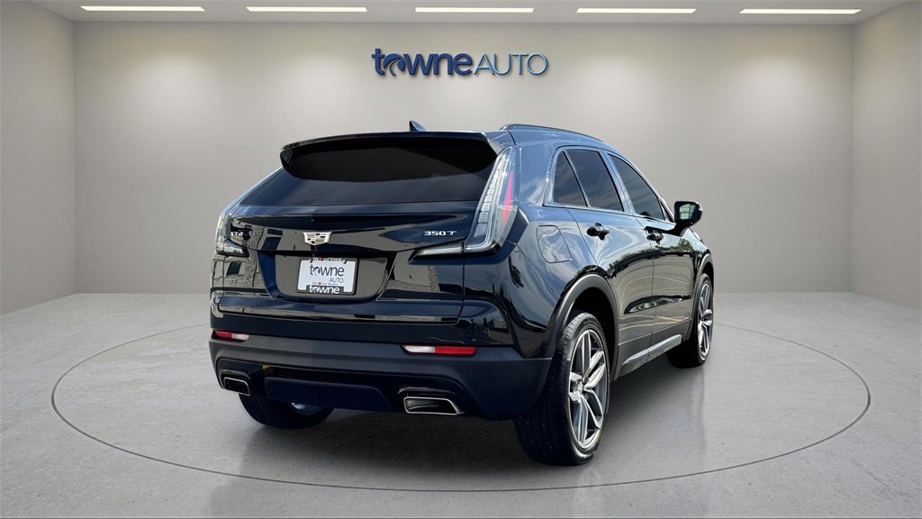 Used 2023 Cadillac XT4 Sport w/ Cold Weather Package image 5