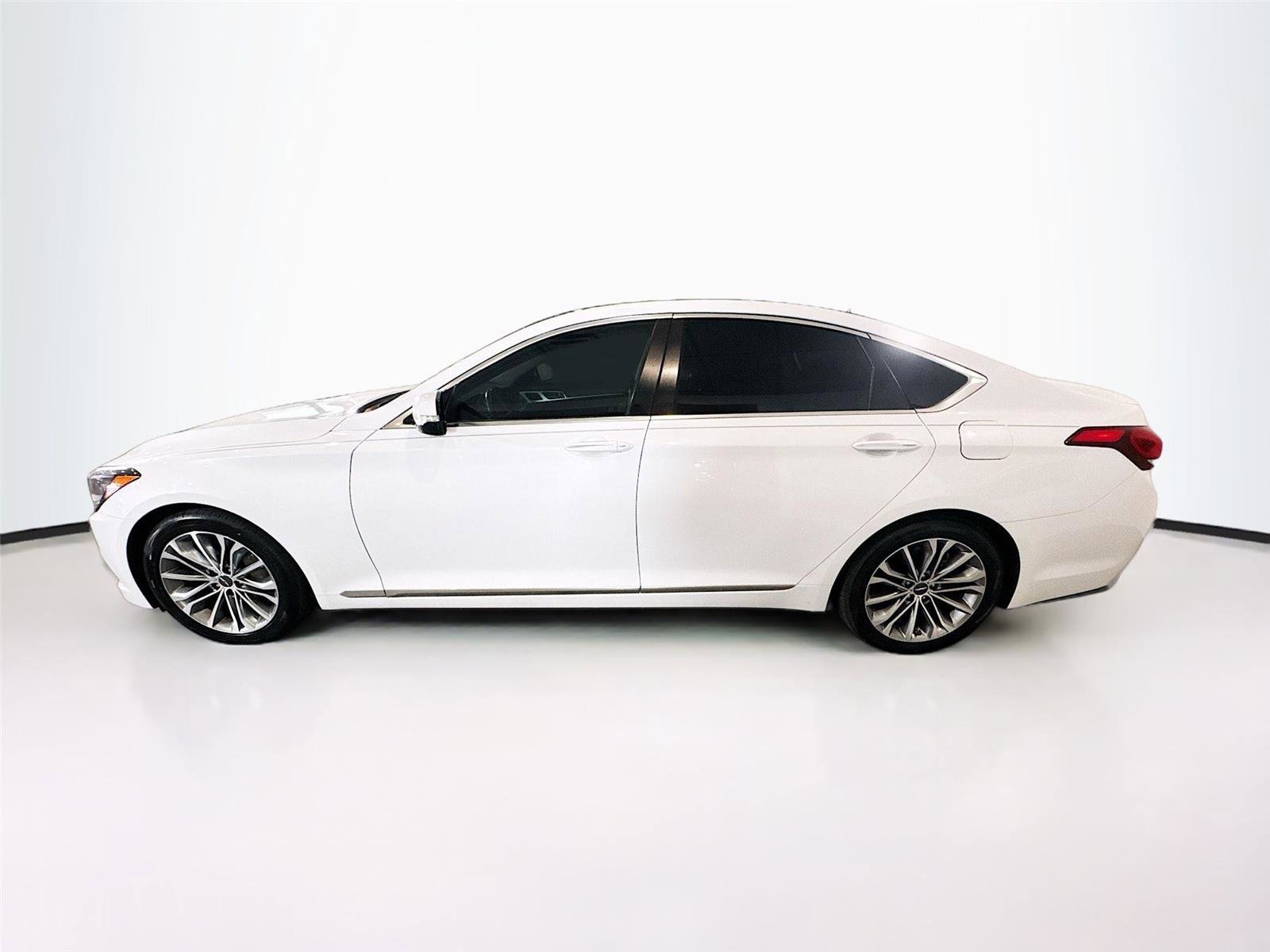 Used 2017 Genesis G80 3.8 w/ Option Group 03 image 29