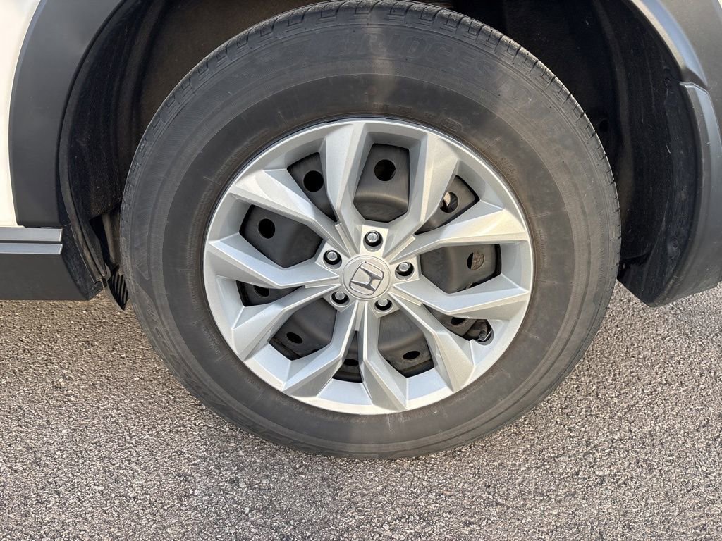 Used 2023 Honda CR-V LX image 5