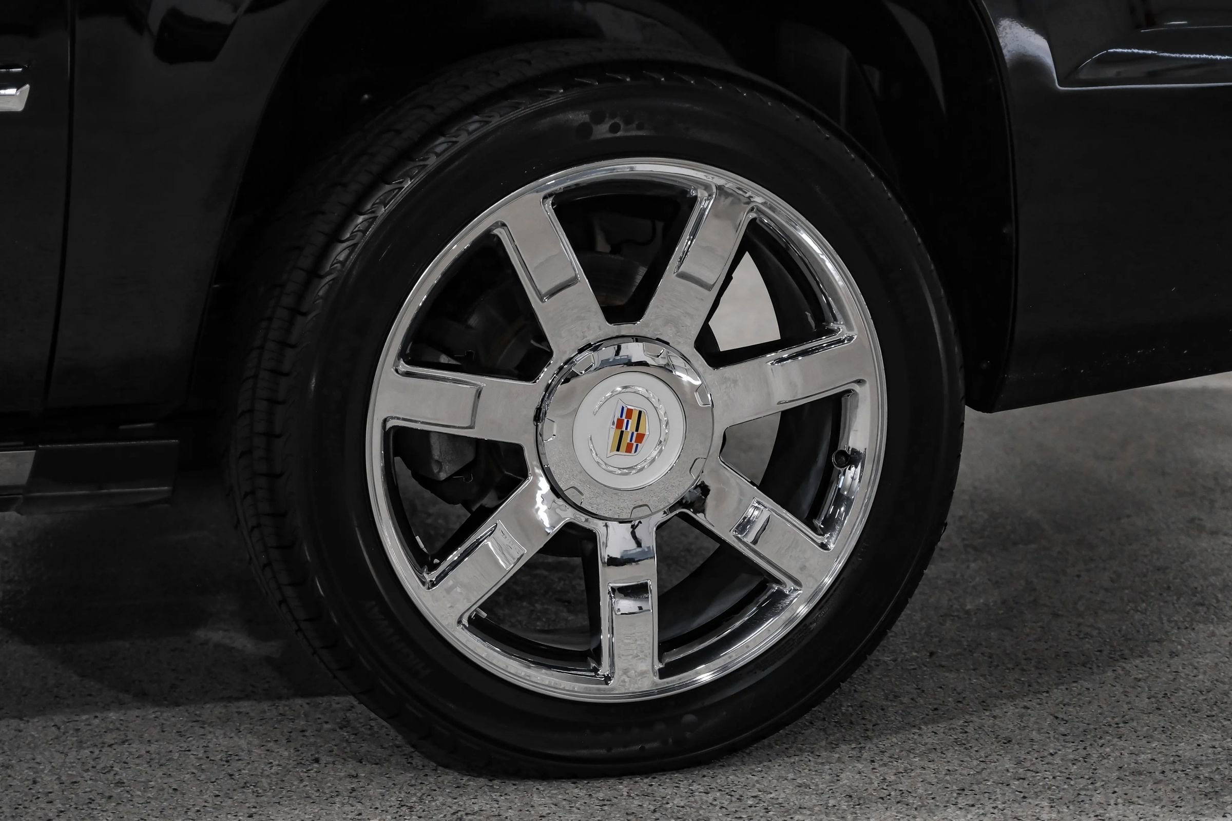 Used 2013 Cadillac Escalade EXT Premium AWD/4WD image 55