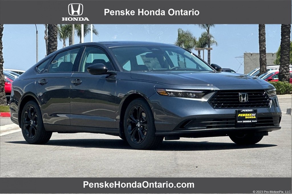New 2025 Honda Accord SE