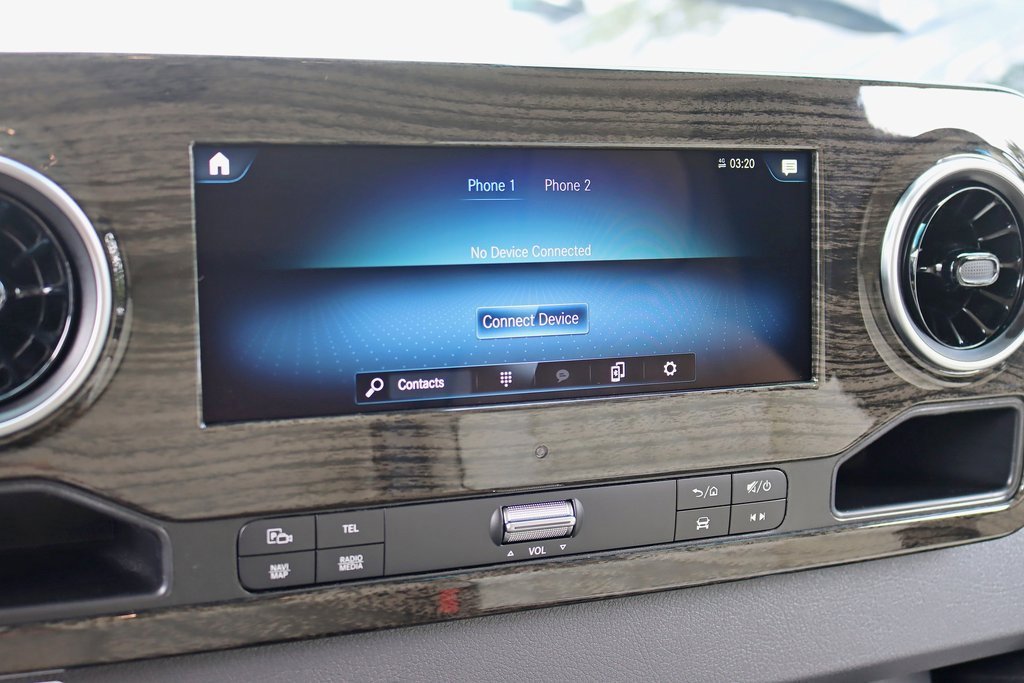 Used 2024 Mercedes-Benz Sprinter 3500 image 20