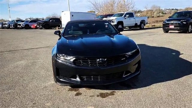 Certified 2020 Chevrolet Camaro LT w/ RS Package image 3