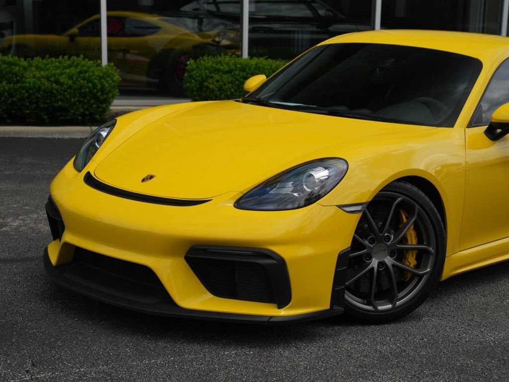 Used 2020 Porsche 718 Cayman GT4 RWD image 2