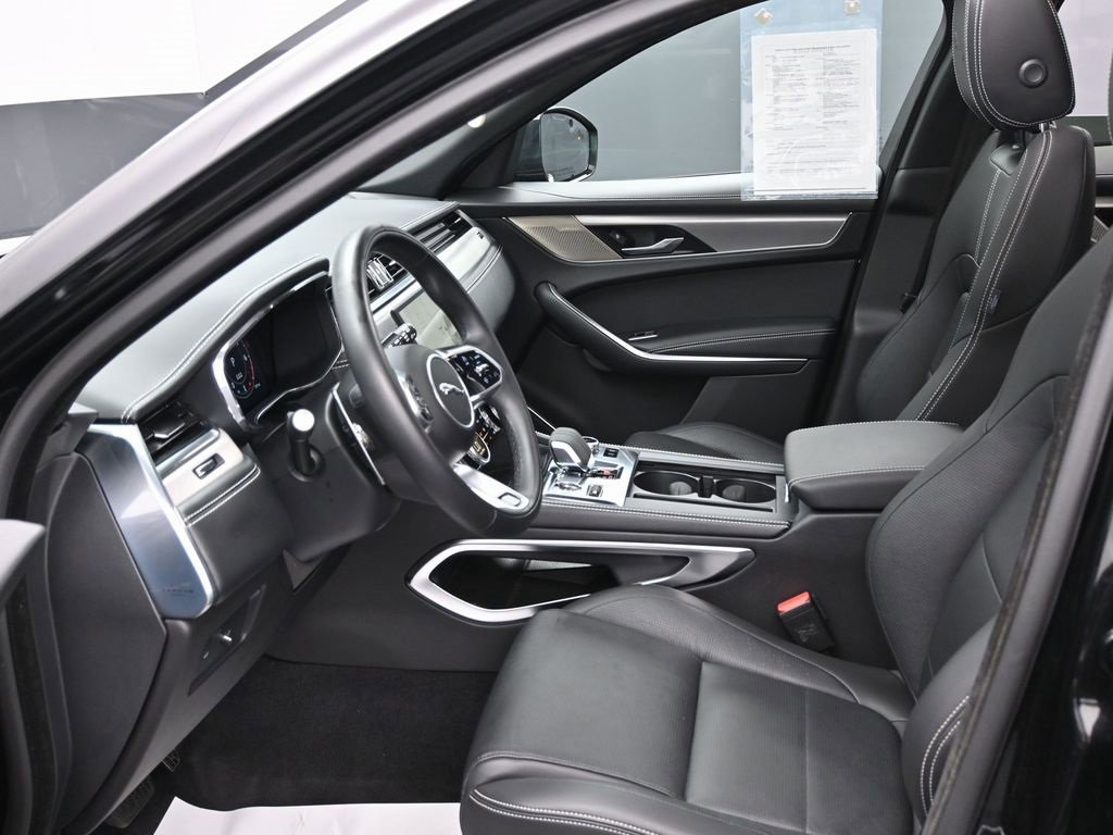 Used 2024 Jaguar F-PACE R-Dynamic S image 16
