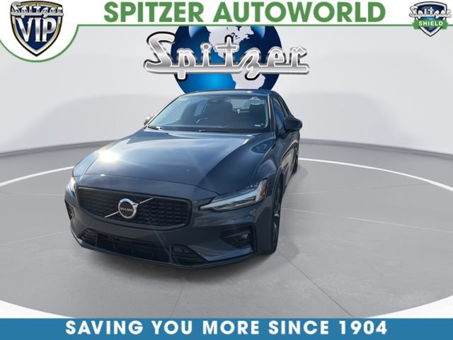 Used 2024 Volvo S60 B5 Plus image 3