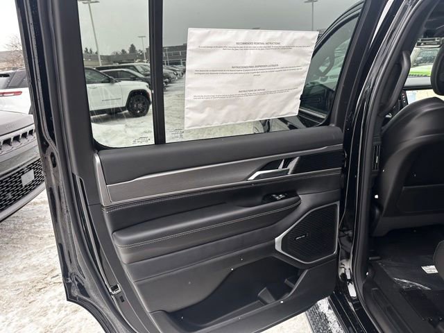 New 2026 Jeep Grand Wagoneer 4WD image 29