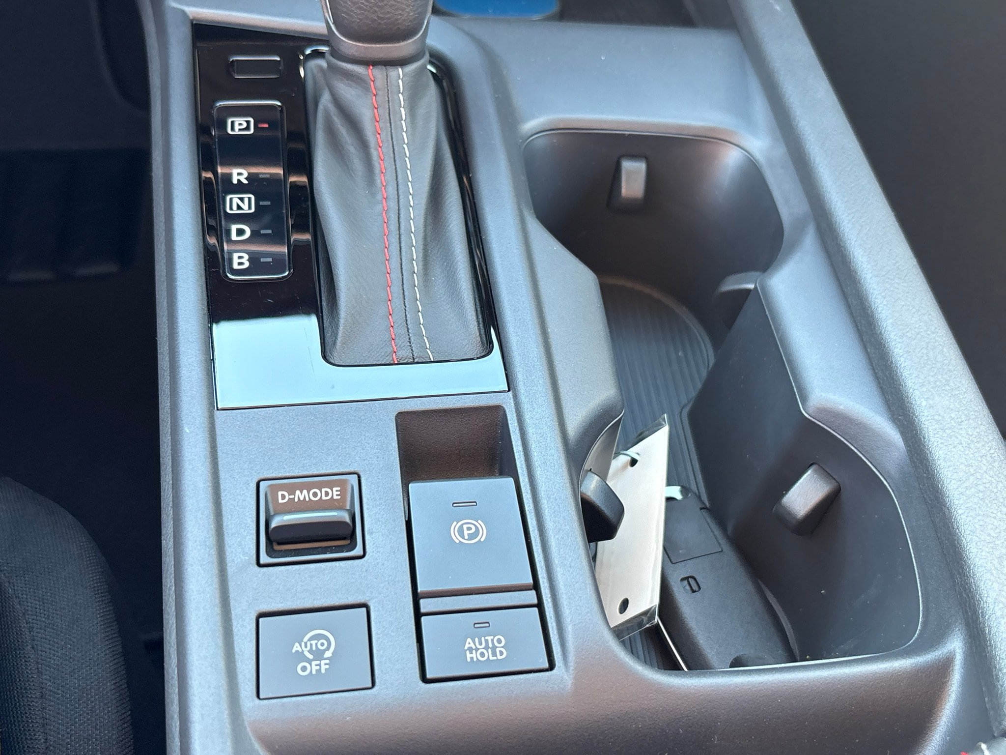 New 2027 Nissan Sentra SR w/ Floor Mat Package FWD image 16