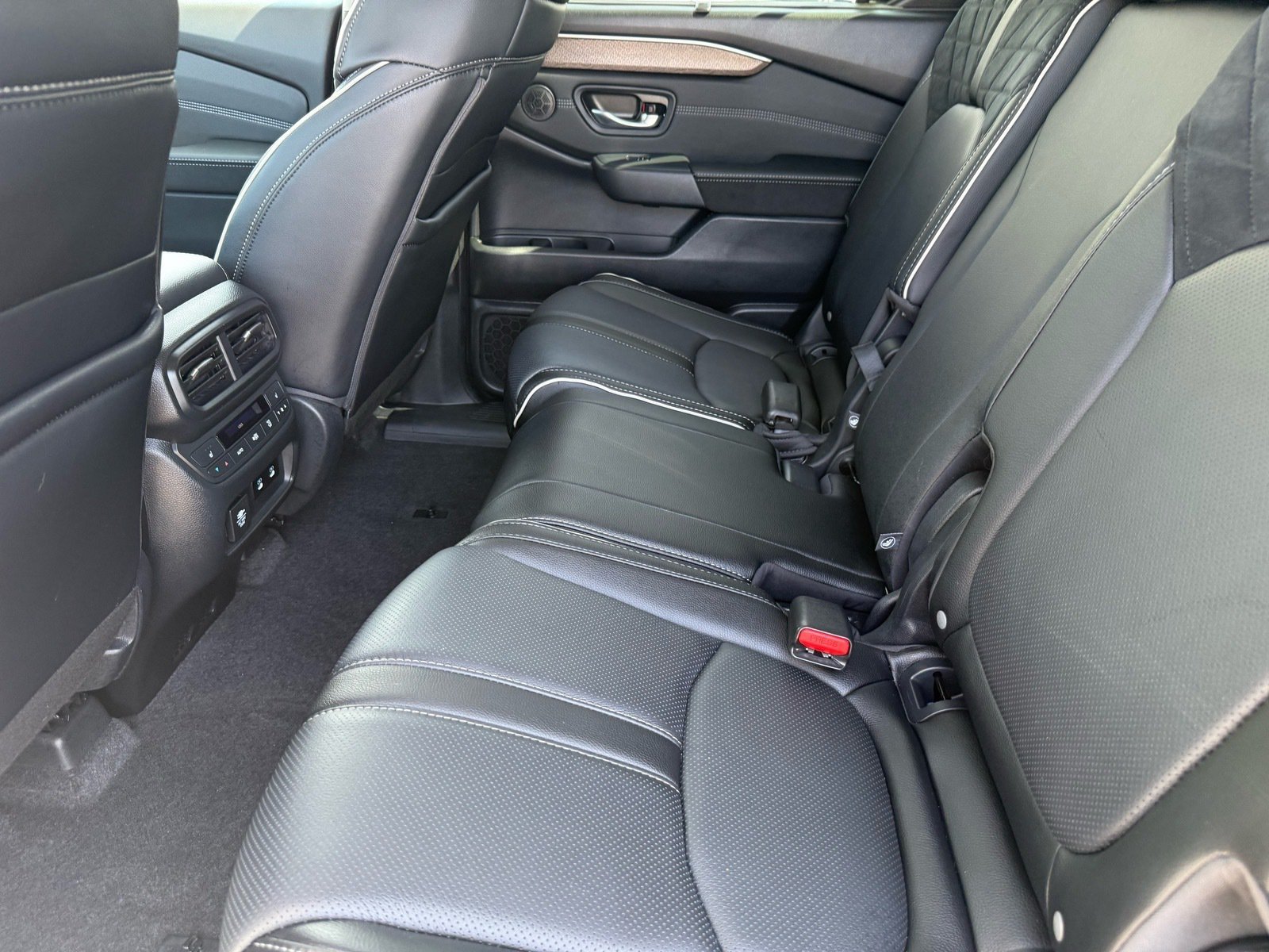 Certified 2026 Honda Pilot Elite image 27