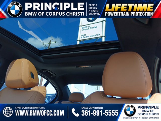 New 2026 BMW 330i Sedan w/ M Sport Package RWD image 25