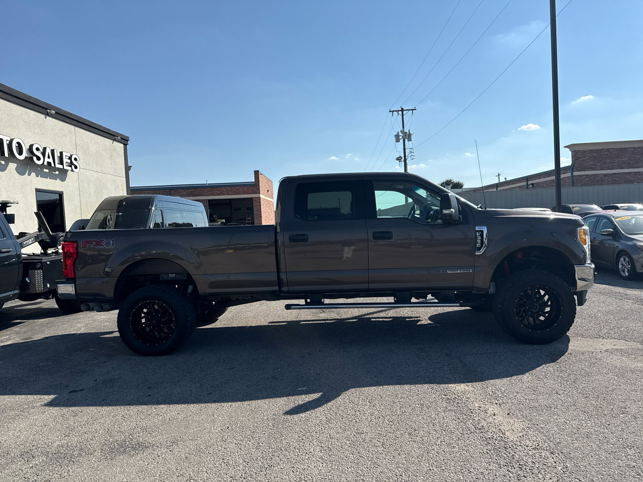 Used 2017 Ford F350 XLT w/ XLT Value Package image 5