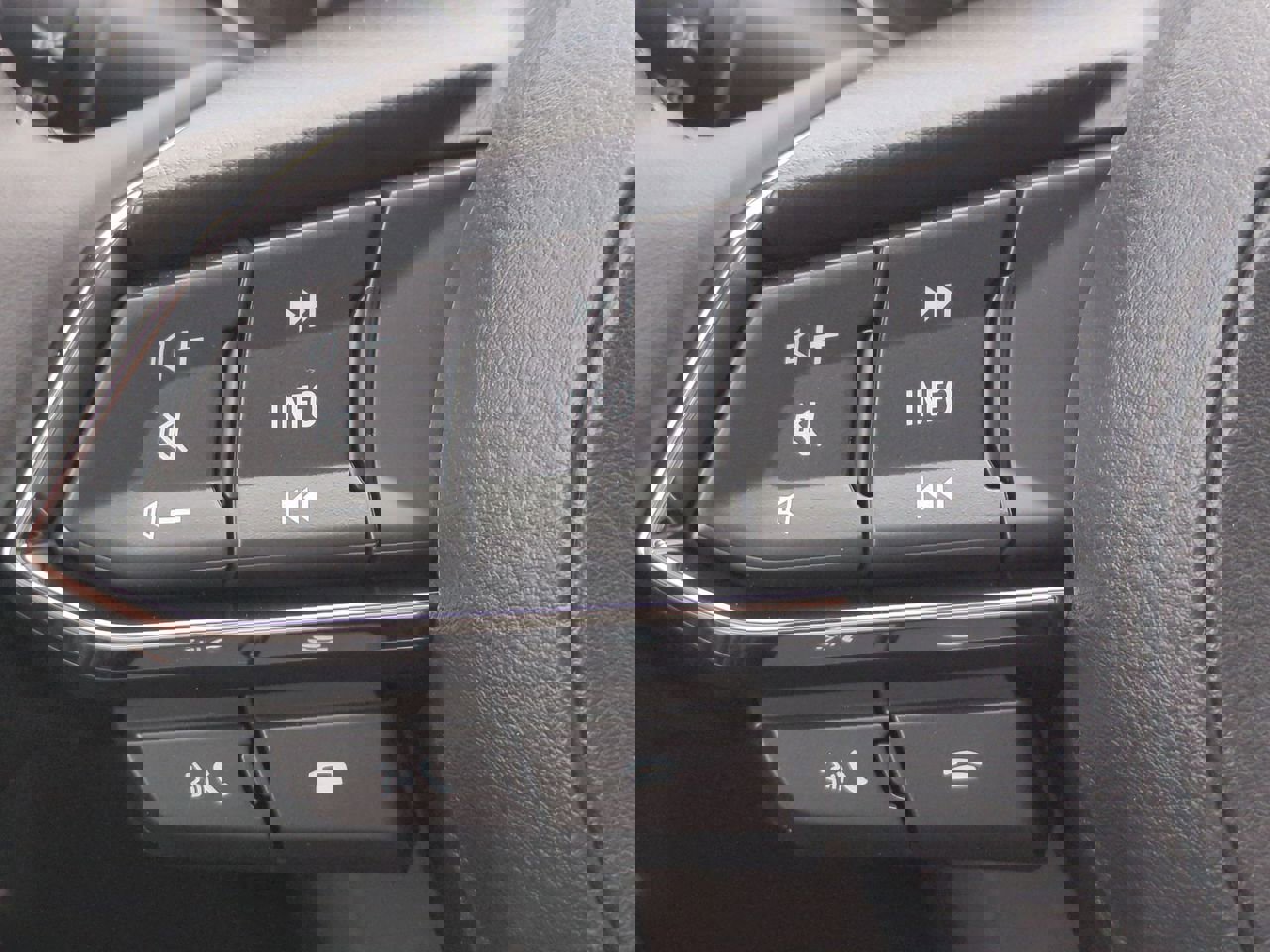 New 2025 MAZDA CX-5 AWD 2.5 S w/ Select Package image 23