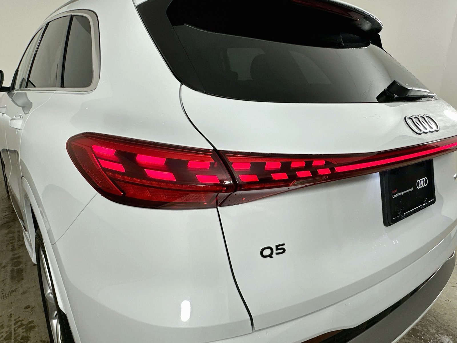 Certified 2025 Audi Q5 Premium Plus AWD/4WD image 11