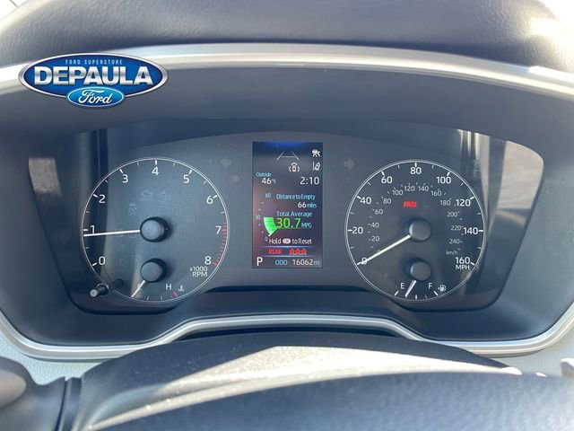 Used 2024 Toyota Corolla SE FWD image 2