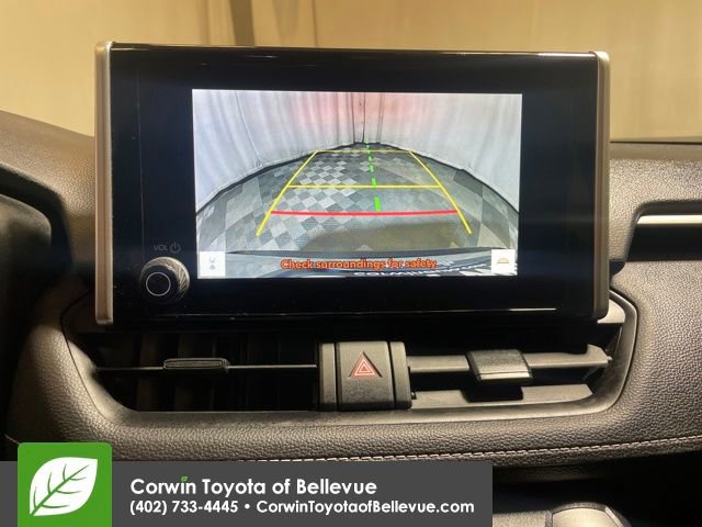 Used 2025 Toyota RAV4 XLE image 19