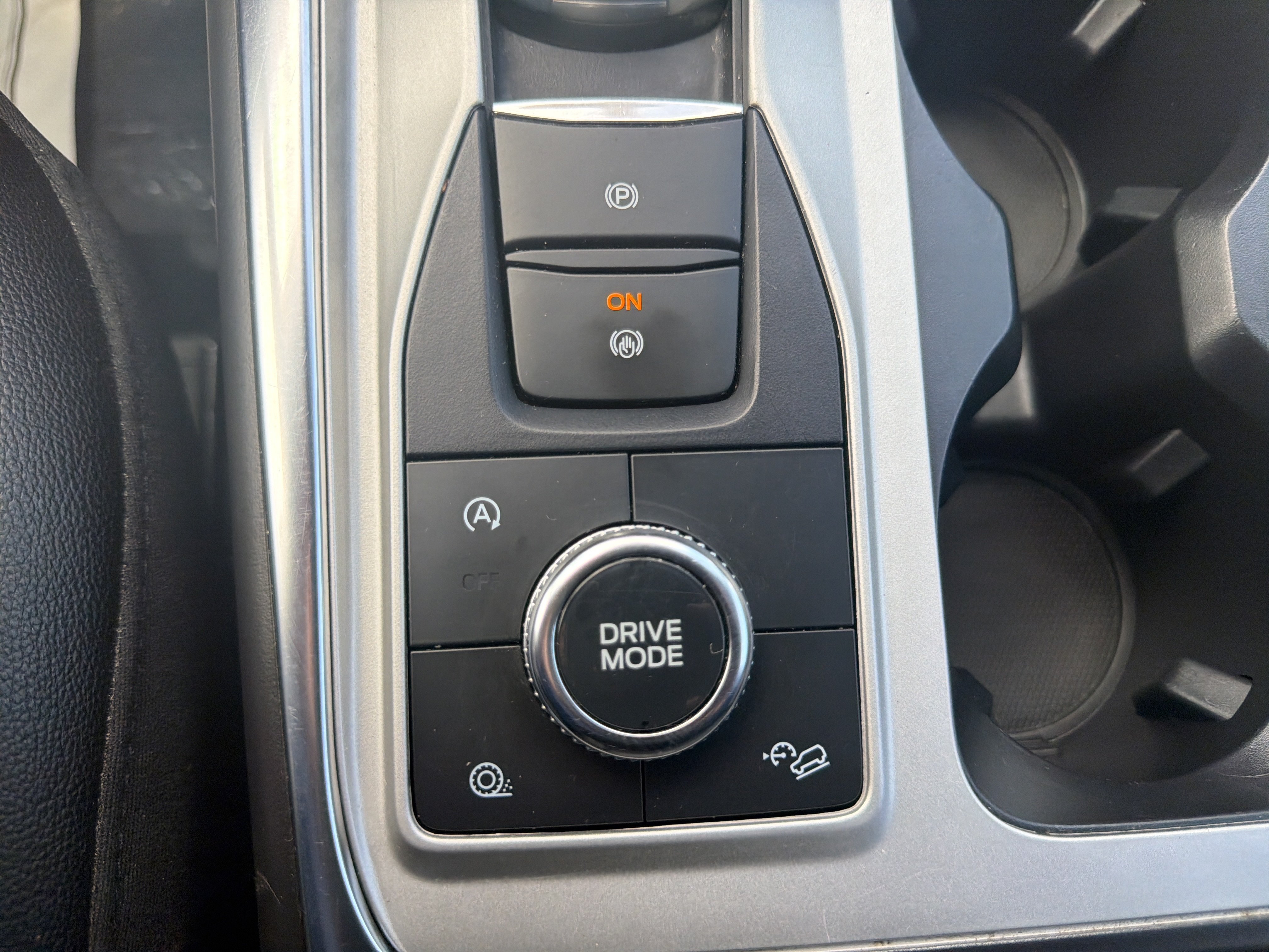 Used 2024 Ford Explorer Limited AWD/4WD image 31