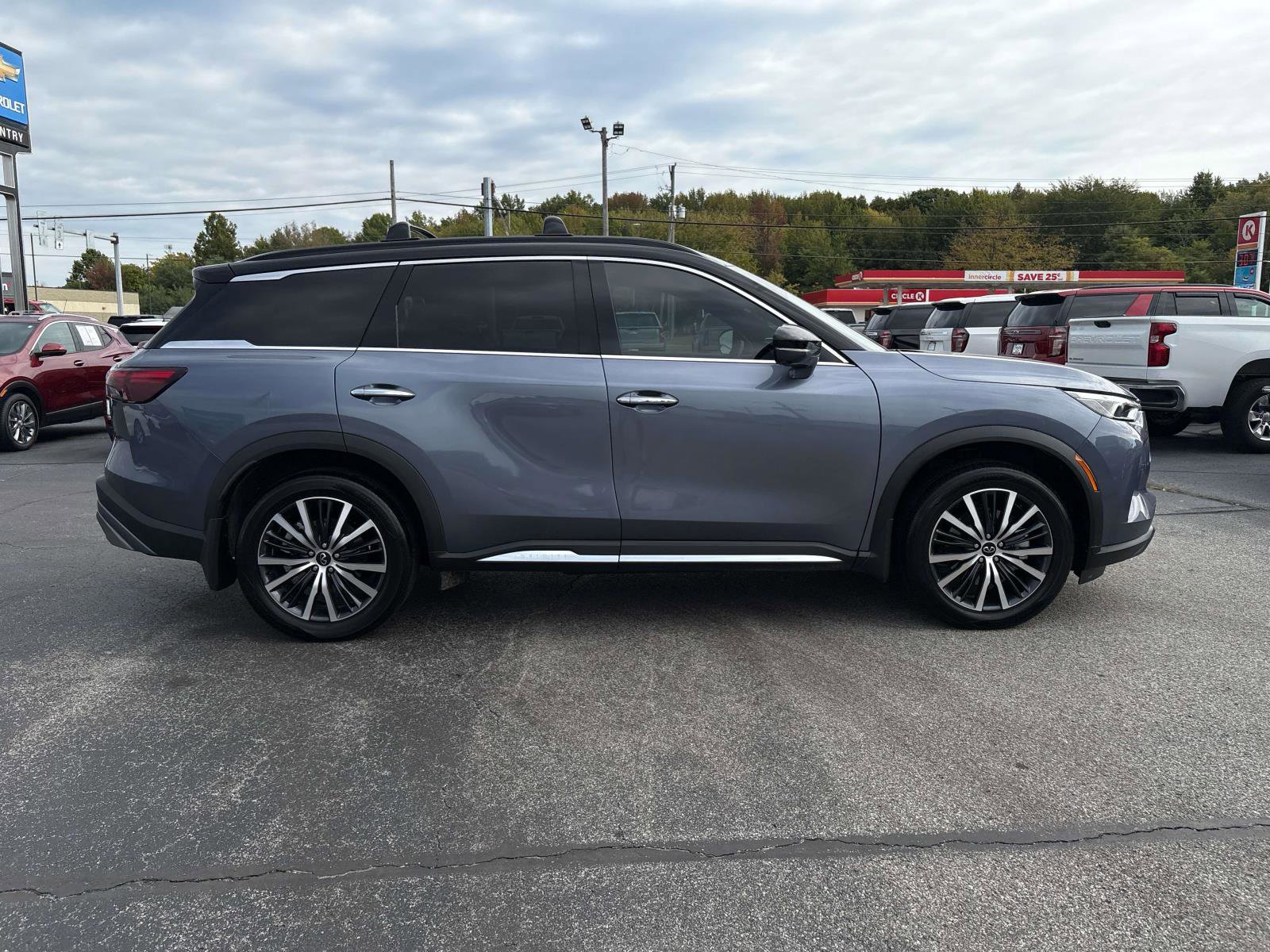 Used 2024 INFINITI QX60 Autograph w/ Cargo Package image 7