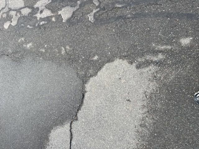 Used 2022 Nissan Kicks S image 40