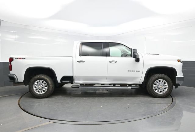 Used 2024 Chevrolet Silverado 2500 LTZ image 8