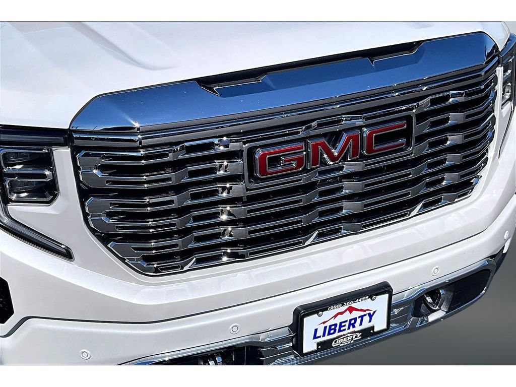 Used 2024 GMC Sierra 1500 Denali w/ Denali Reserve Package AWD/4WD image 27