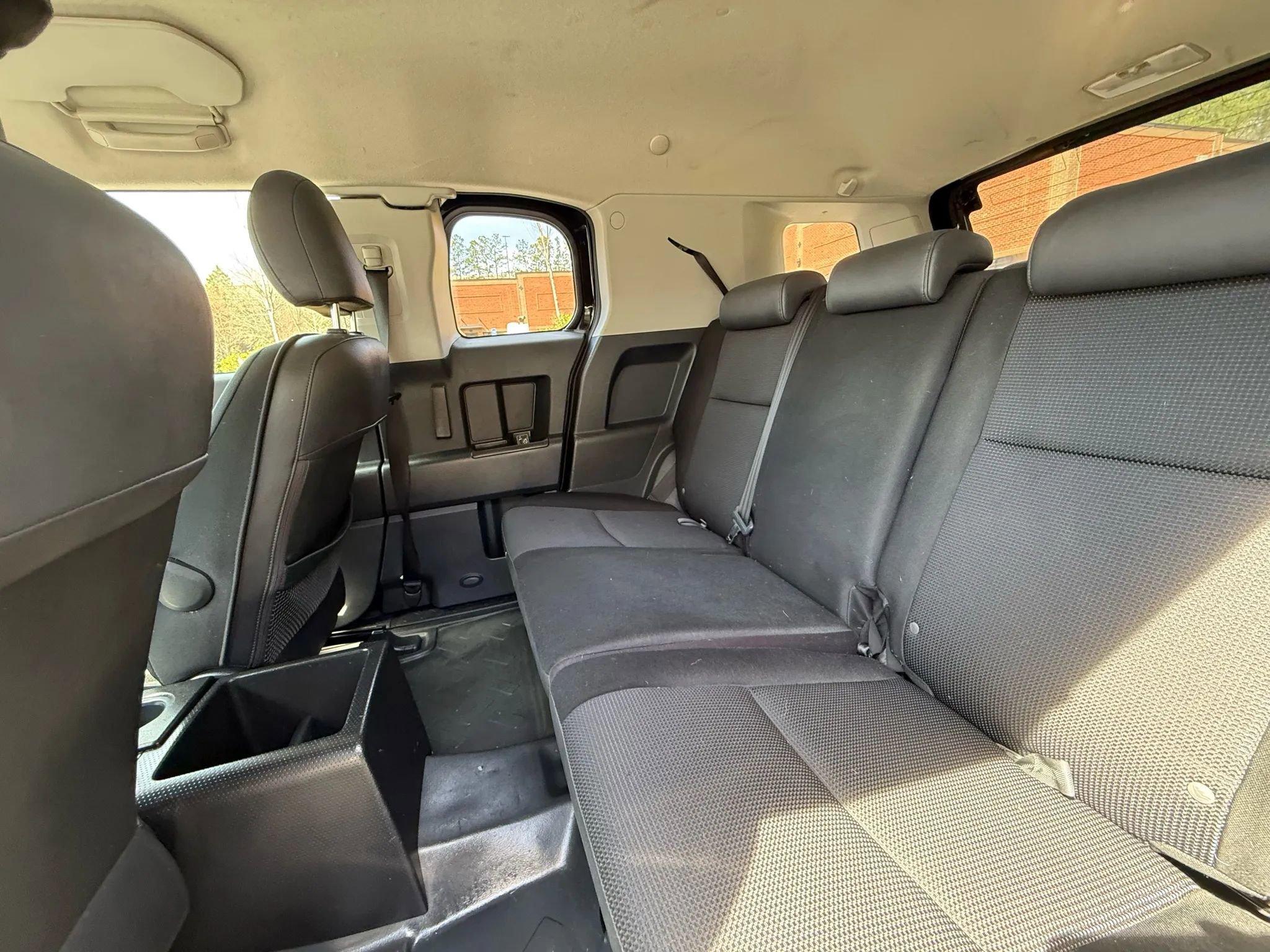 Used 2010 Toyota FJ Cruiser 4WD image 10