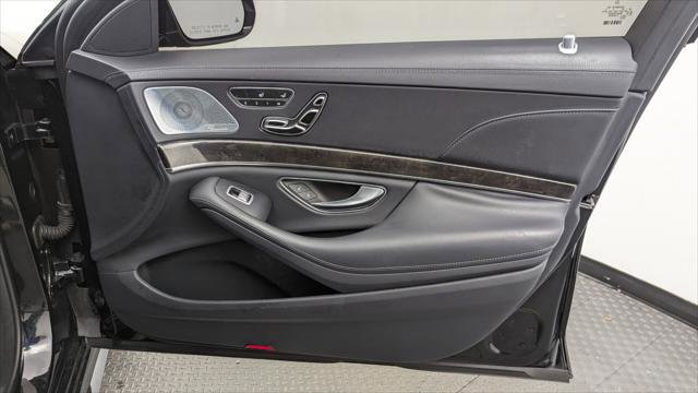 Used 2019 Mercedes-Benz S 450 Sedan image 23