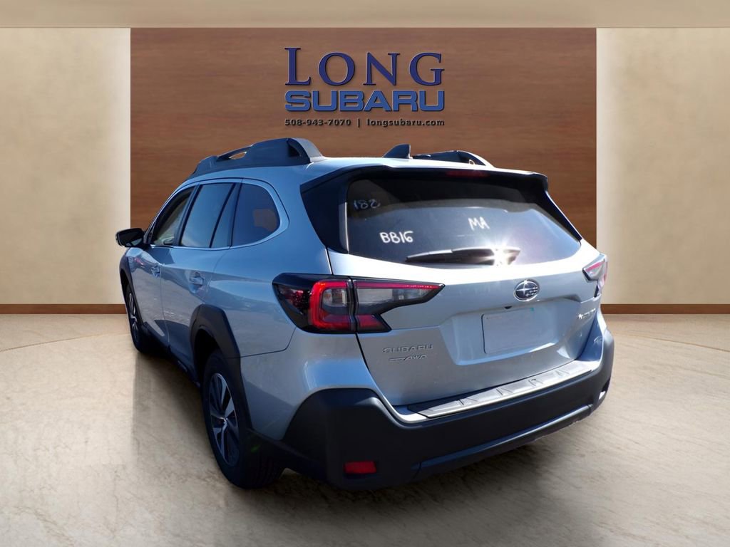 Certified 2025 Subaru Outback Premium image 8