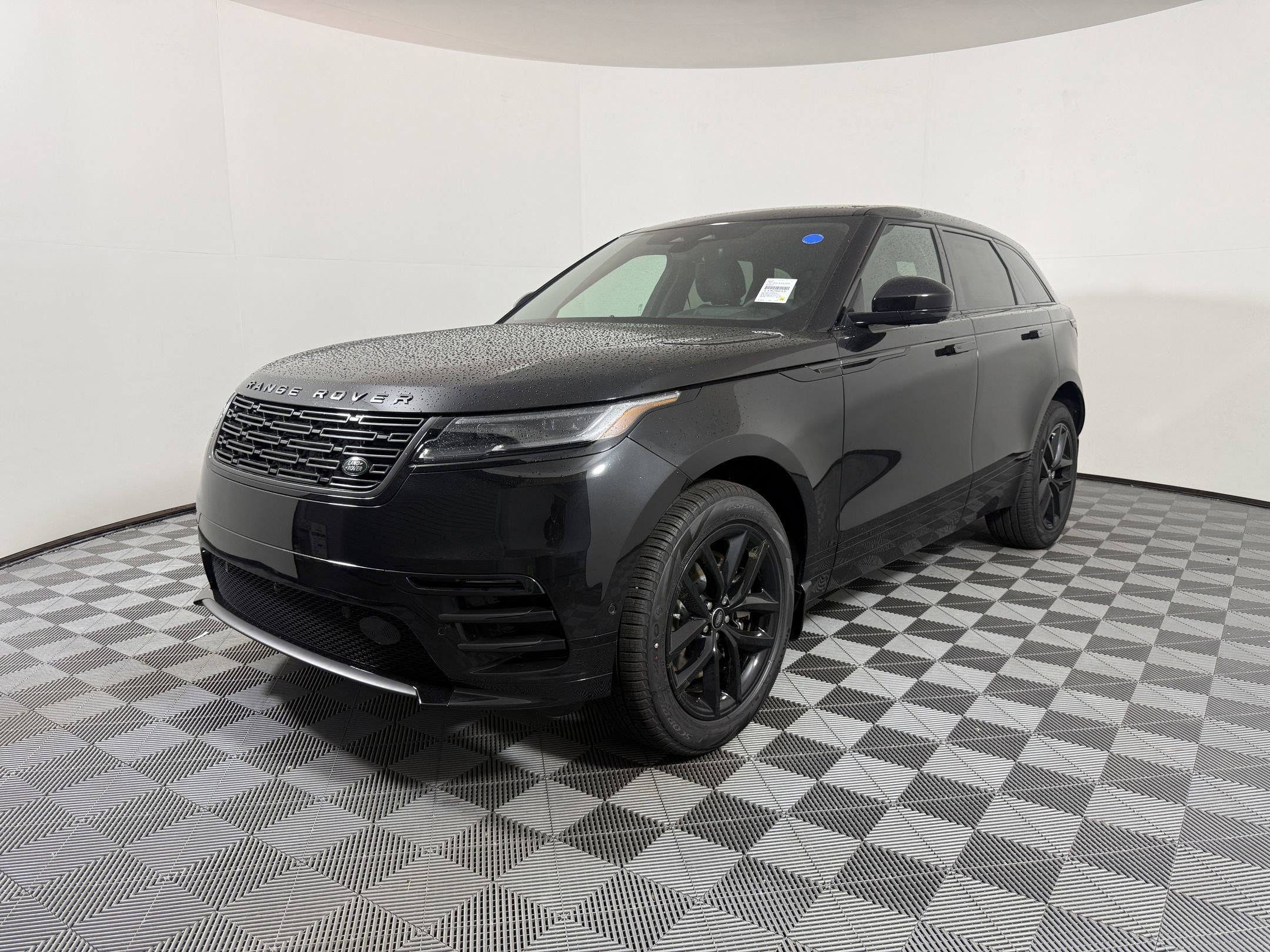 Used 2026 Land Rover Range Rover Velar Dynamic SE